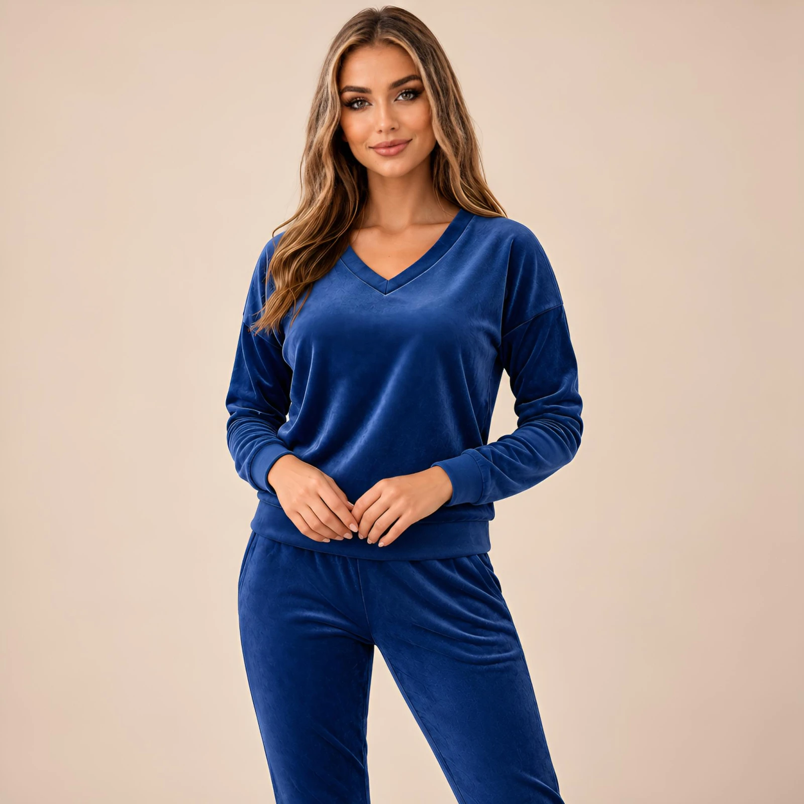 Granatowy komplet dresowy welurowy bluza V-neck + joggery - zdjęcie 3