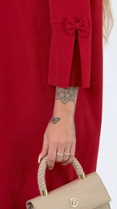 bc2d6f4a21e14249e3adca0ad7d969e7.jpg