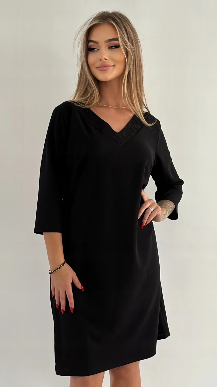 f740274eb40b127a96e5c0d0643ed15a.jpg